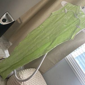 Cheongsam qipao in mint green